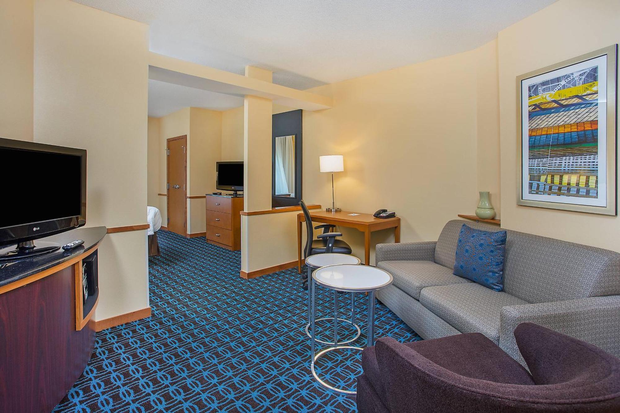 Fairfield Inn & Suites Кууквил Екстериор снимка