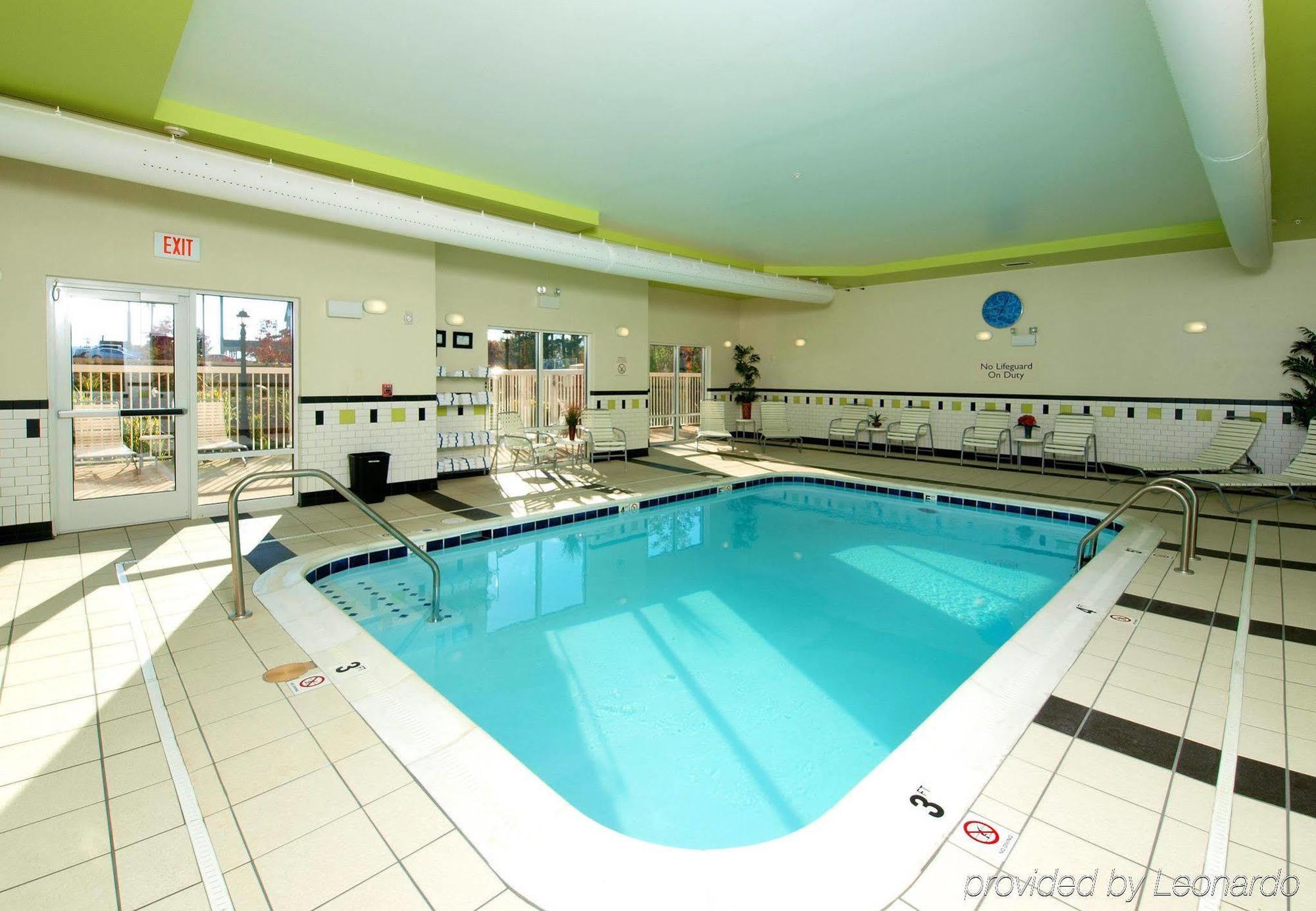 Fairfield Inn & Suites Кууквил Съоръжения снимка