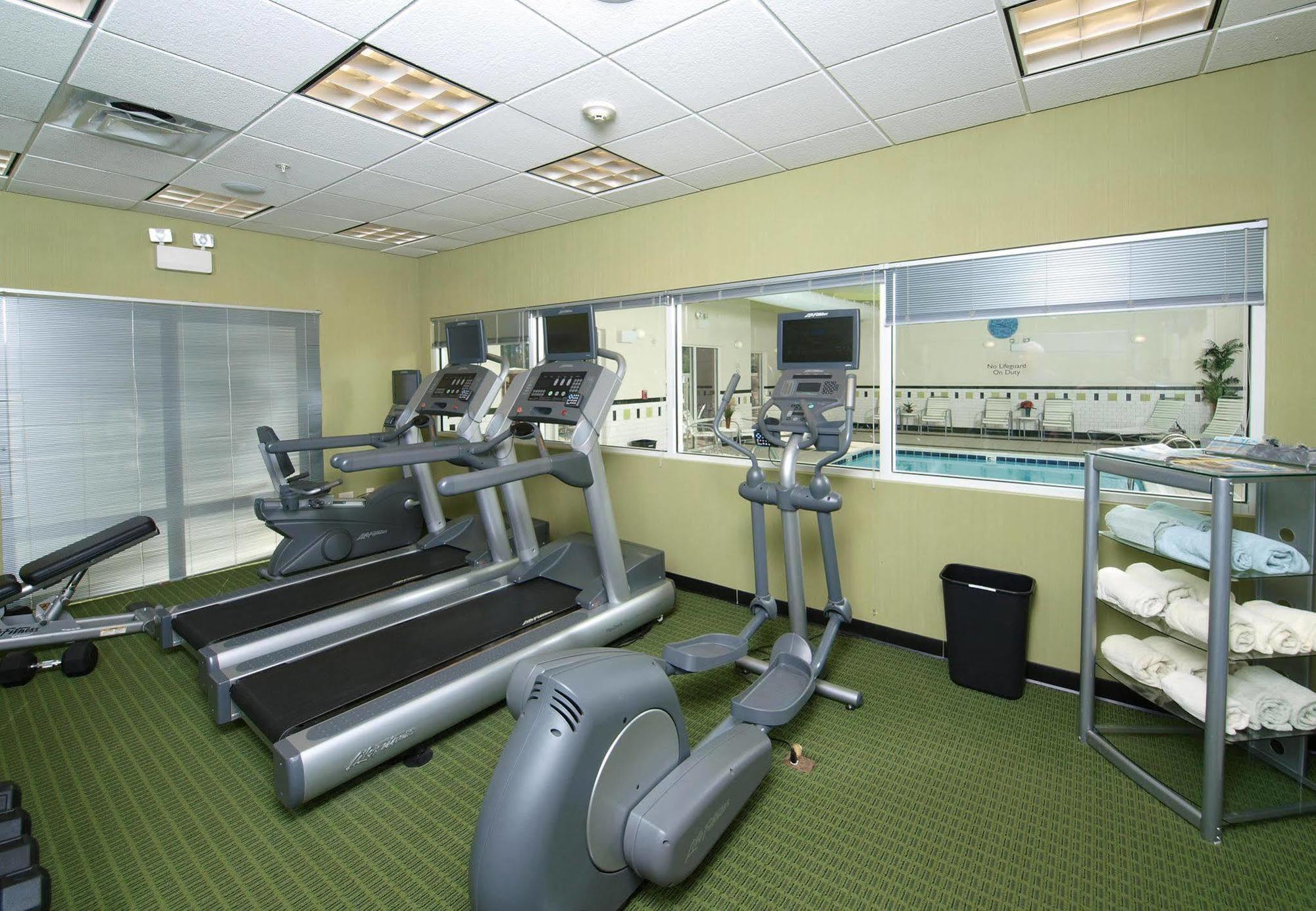 Fairfield Inn & Suites Кууквил Съоръжения снимка